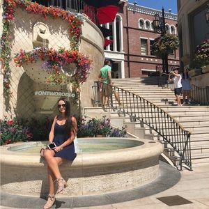 Meet your Posher, Annika